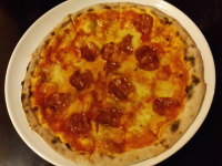 Diavola Pizza Amici
 - Costa Rica