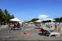        espadilla beach chairs 
  - Costa Rica