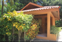 Ritmo Tropical Hotel Bungalow Facade
 - Costa Rica