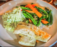 Fish With Mashed Potato And String Beans Encanta La Vida Matapalo Costa Rica
 - Costa Rica