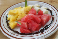 Fruitplate Withchocolate Hotelranchodelaplaya
 - Costa Rica