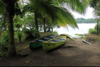 miss junies restaurant canoes 
 - Costa Rica